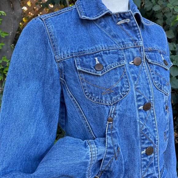 Denim Jean Jacket Cropped Bill Blass Woman’s  Size PETITE Small - Picture 4 of 8